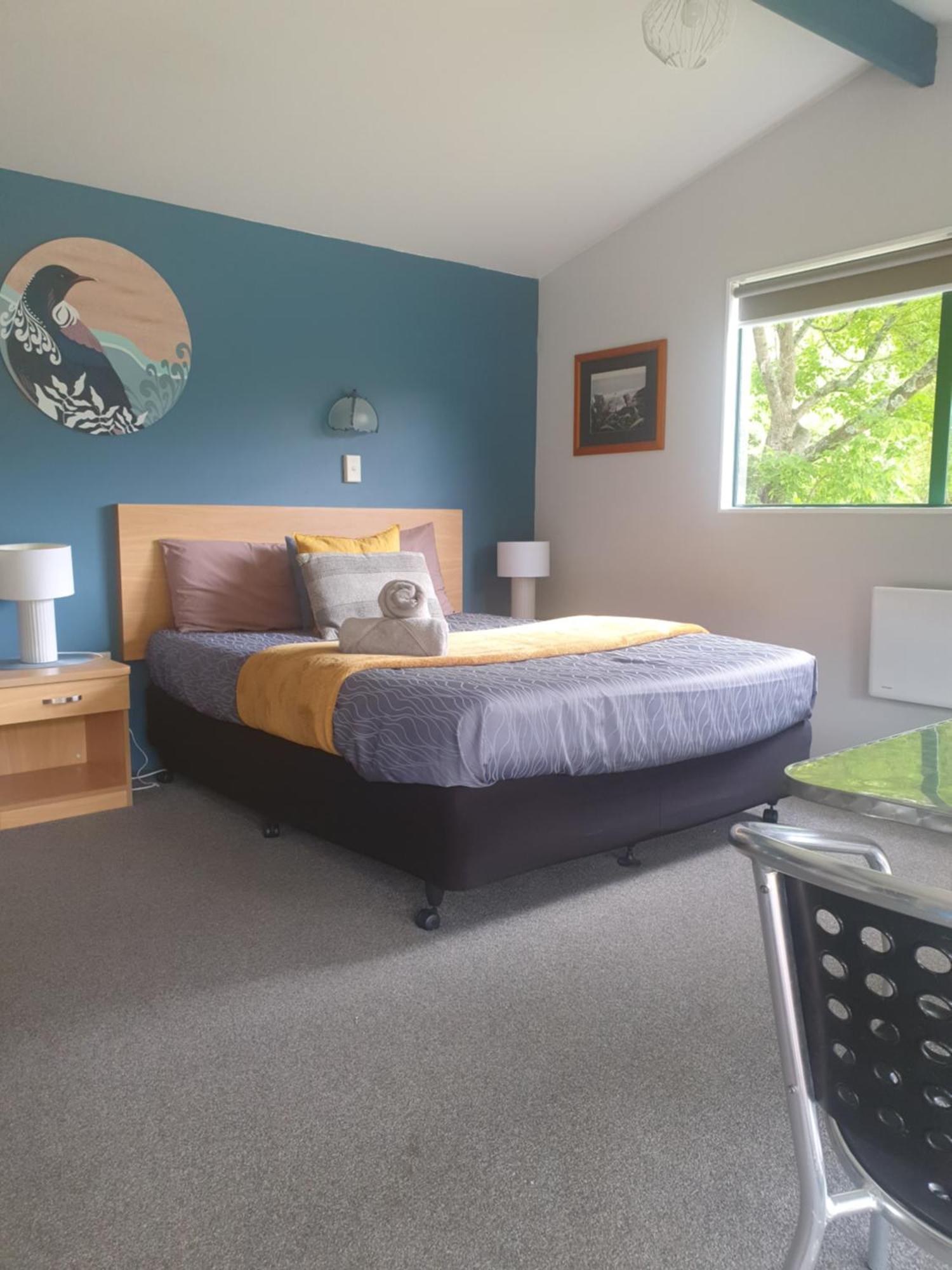 Kauri Coast Top 10 Holiday Park Kaihu Экстерьер фото
